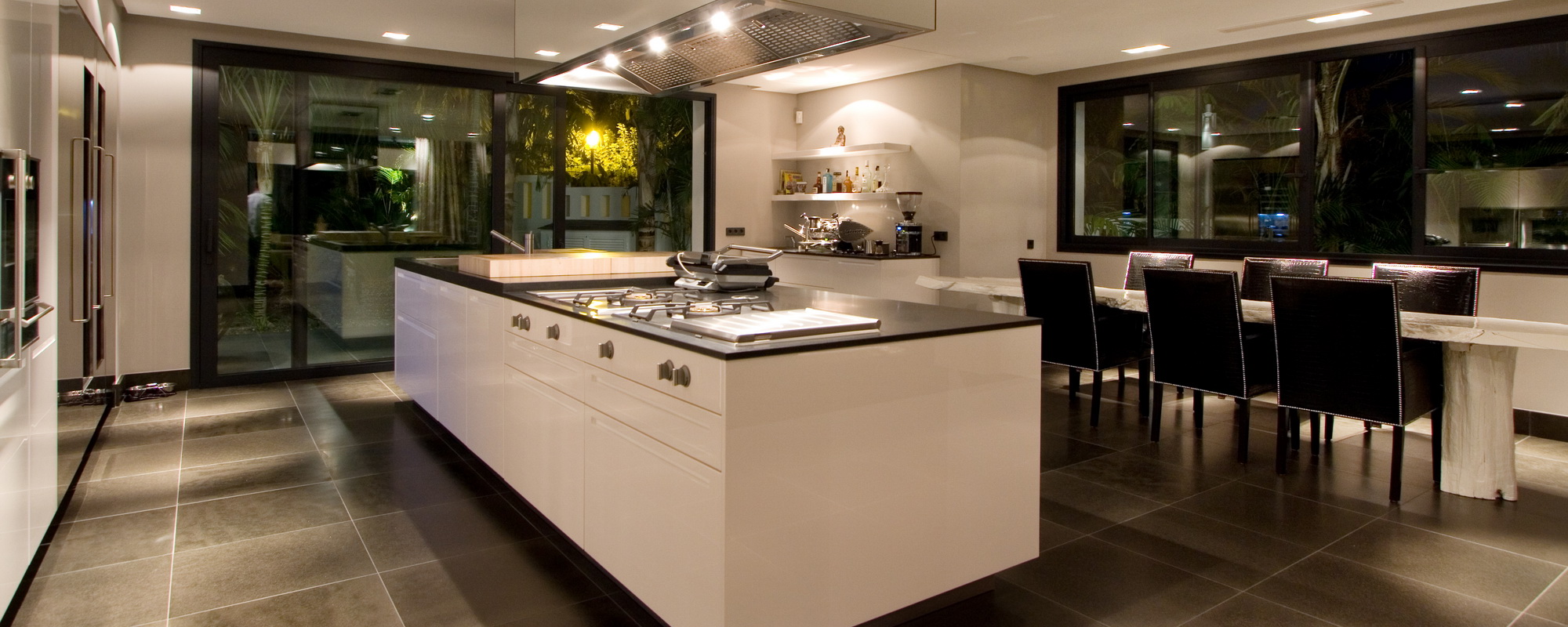 contemporanea-estilo-miami-en-los-monteros
